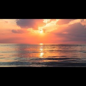 Meet your Posher, Gloria